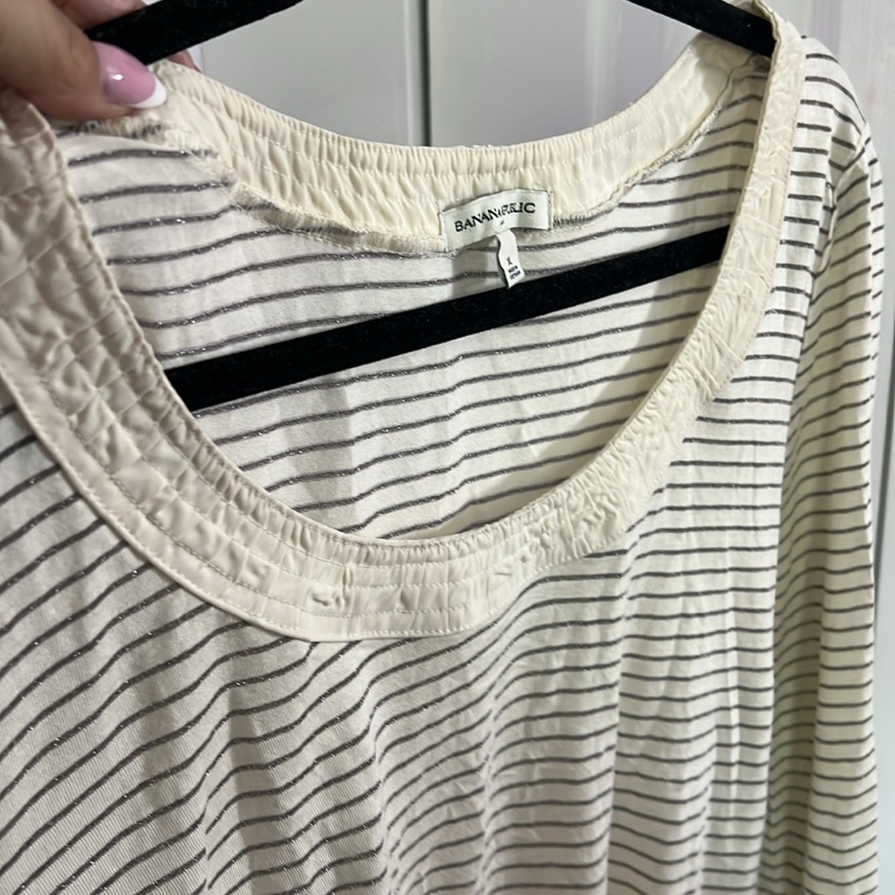 Banana Republic Top - Picture 6 of 6